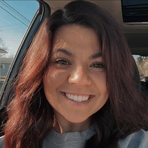 Meet your Posher, Katie